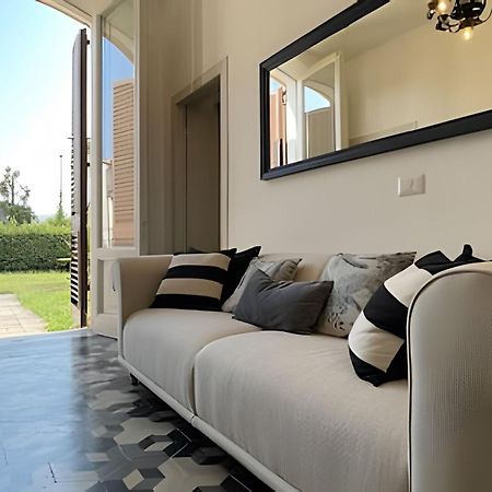 Villa Nanni Suites - Camera Anfiteatro - Λούκα Εξωτερικό φωτογραφία